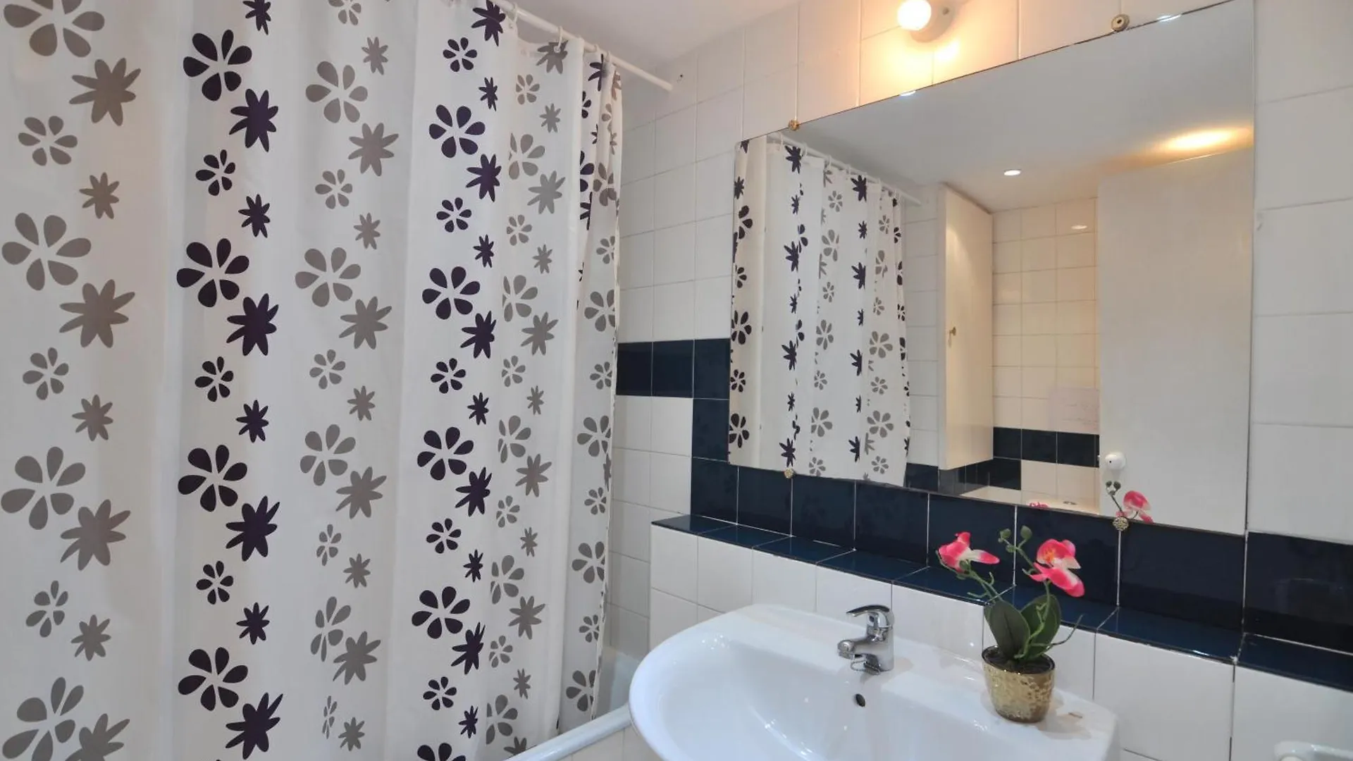 Rnet - Ir 1-48 - Studios Roses Costa Brava Apartment
