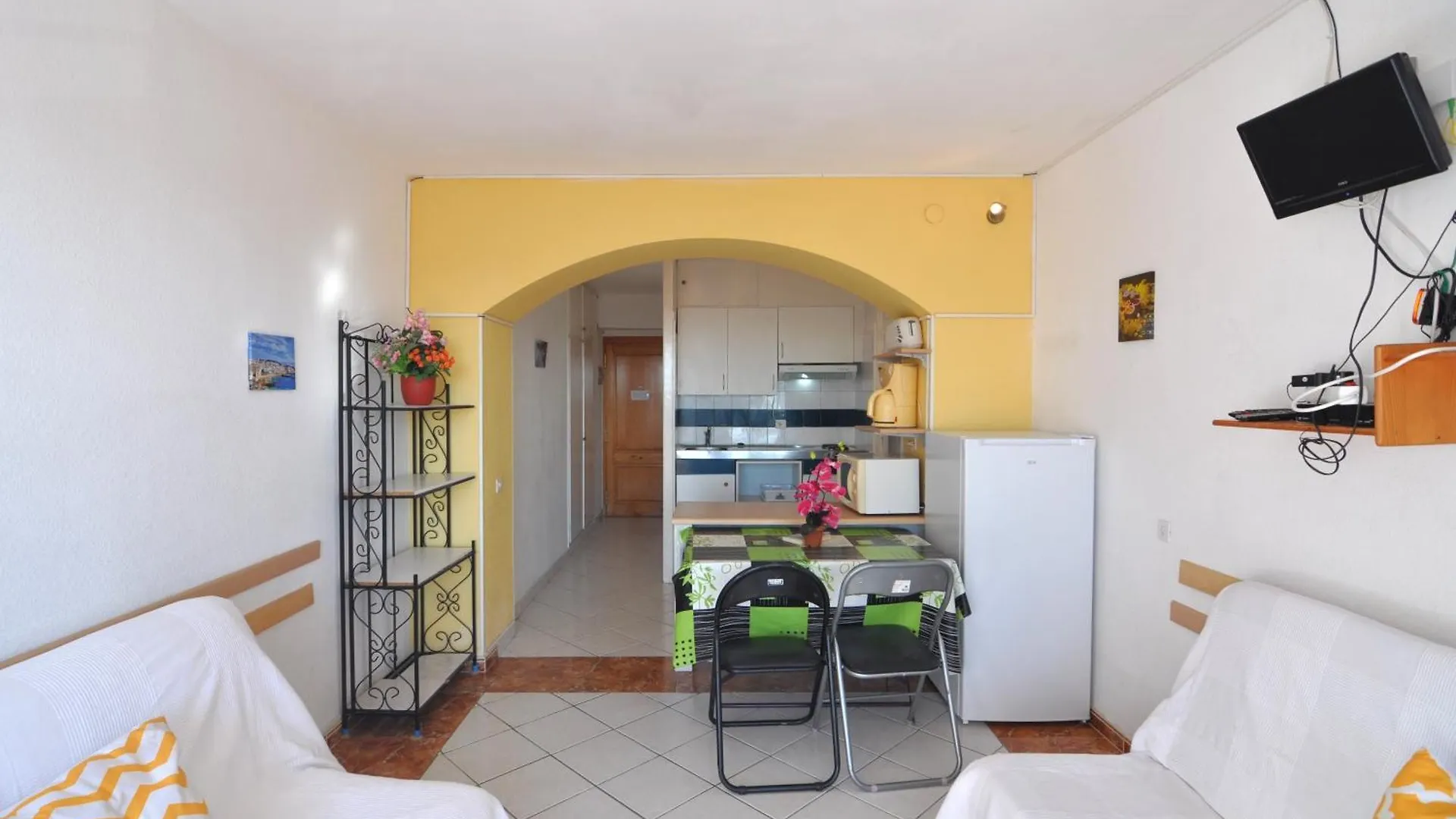 Rnet - Ir 1-48 - Studios Roses Costa Brava Apartment