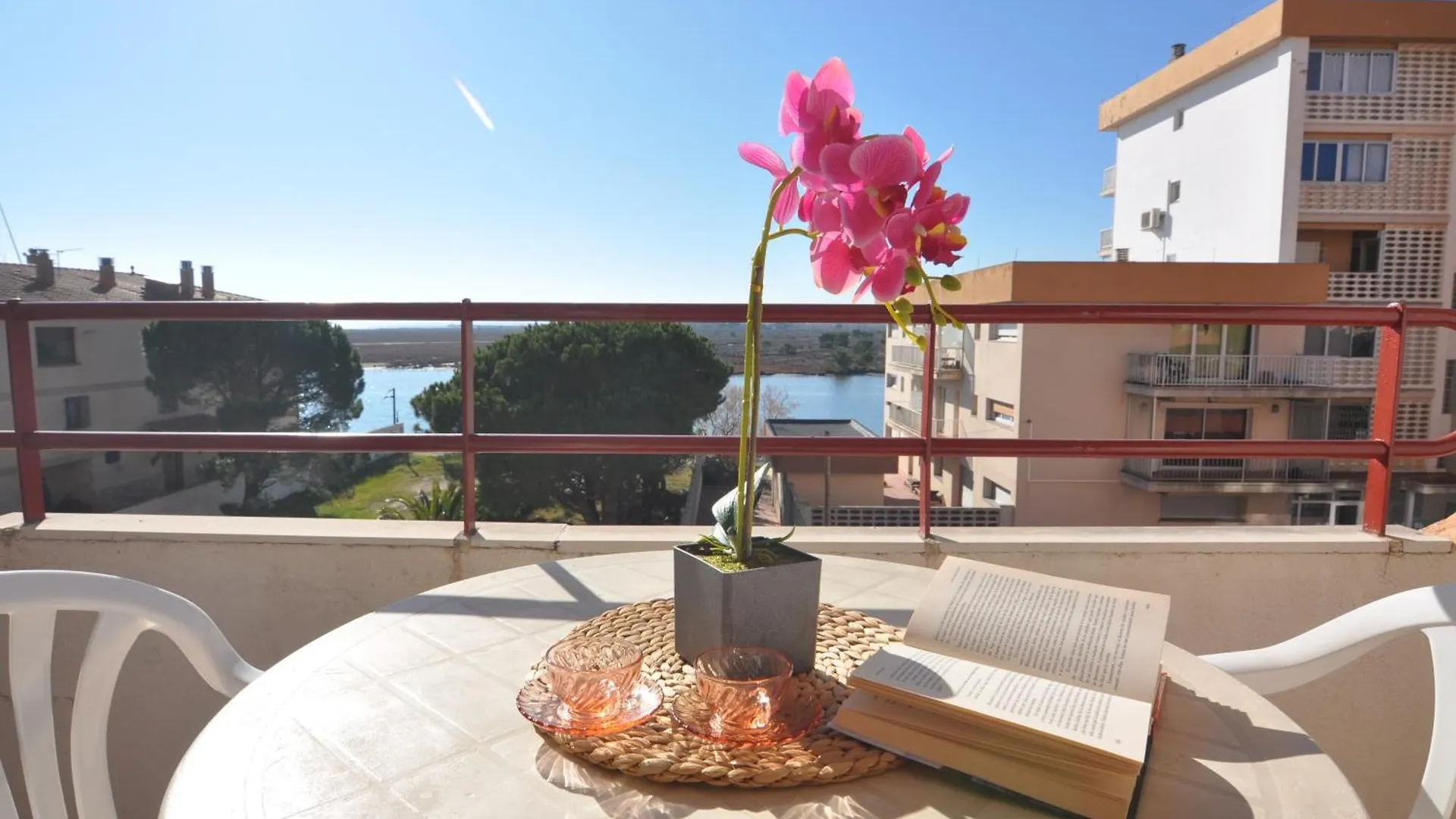 Rnet - Ir 1-48 - Studios Roses Costa Brava Spain